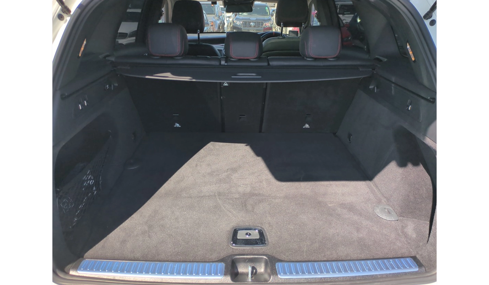 2019 Mercedes-AMG GLC-Class 4MATIC GLC63s image-9