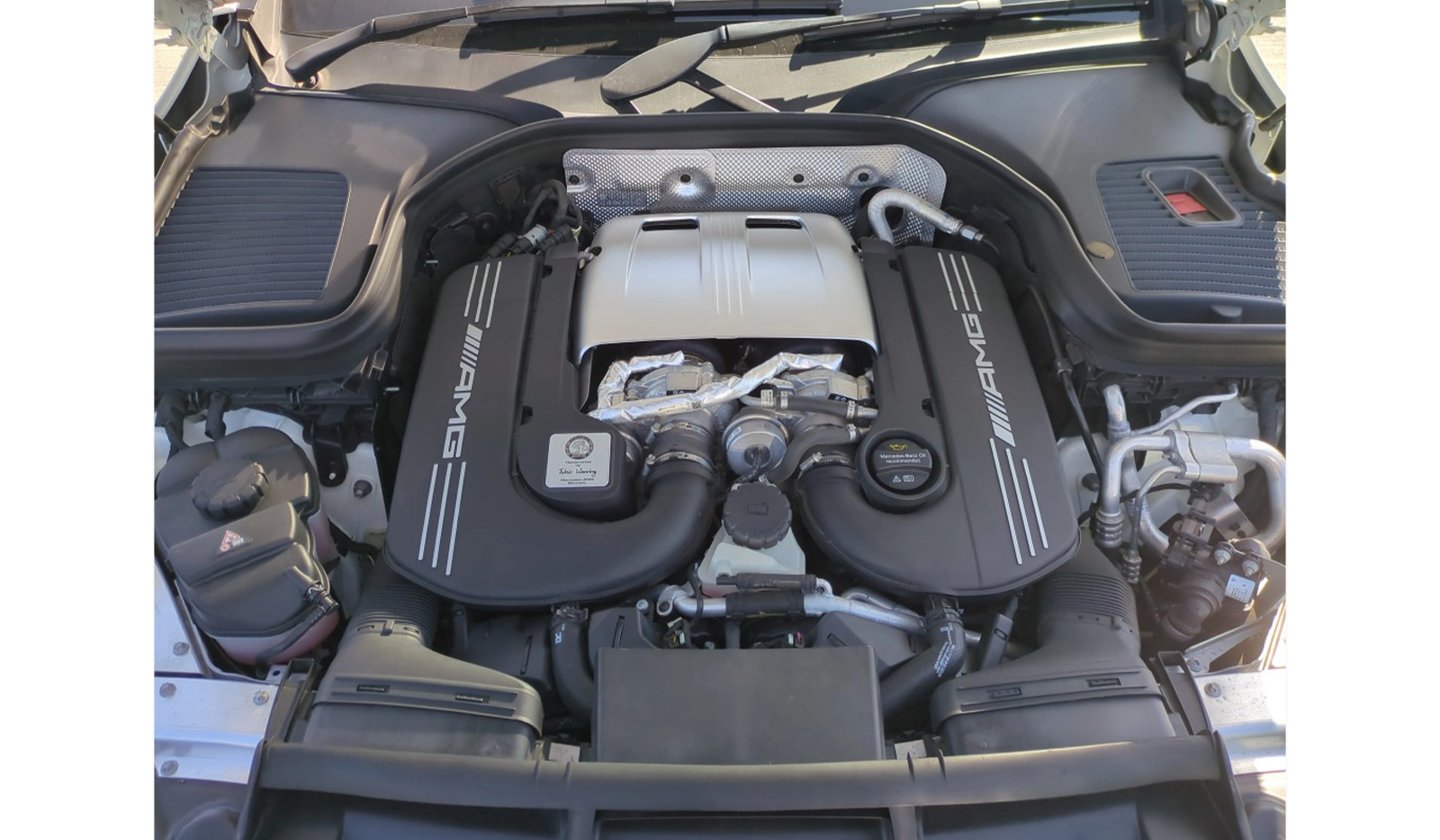 2019 Mercedes-AMG GLC-Class 4MATIC GLC63s image-10