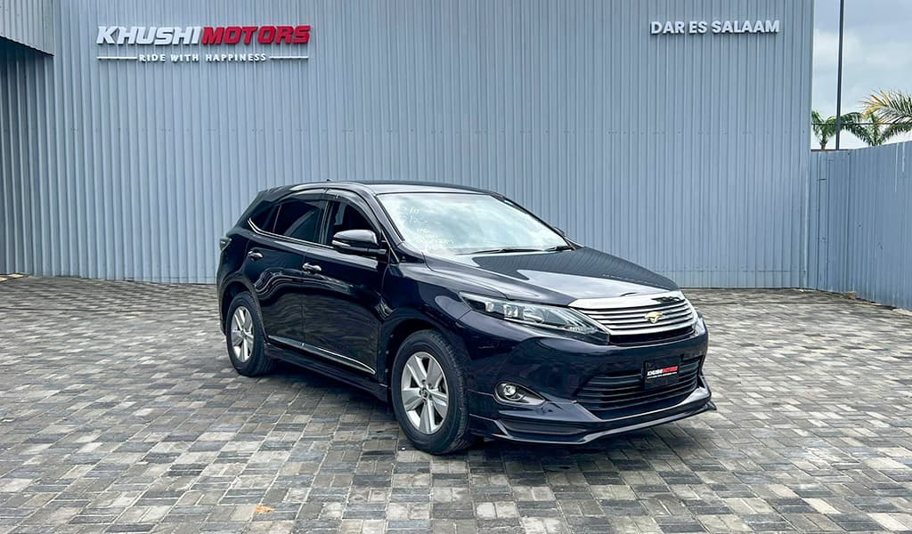 2015 Toyota Harrier image-14