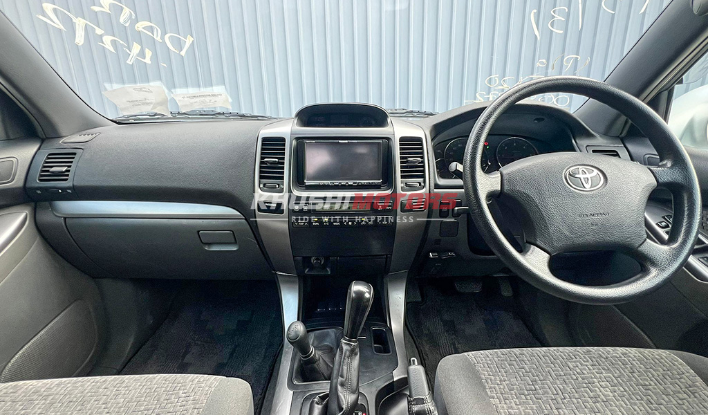 2004 Toyota Land Cruiser Prado image-14