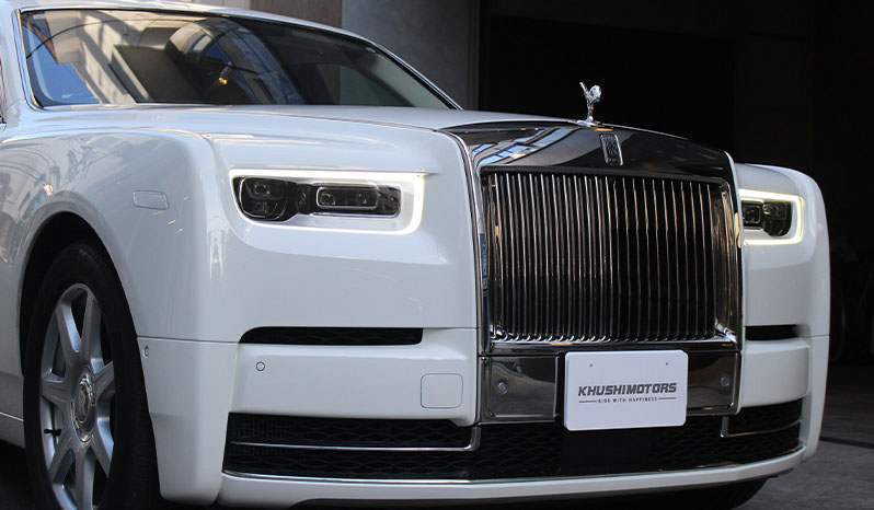 2019 Rolls Royce Phantom image-3