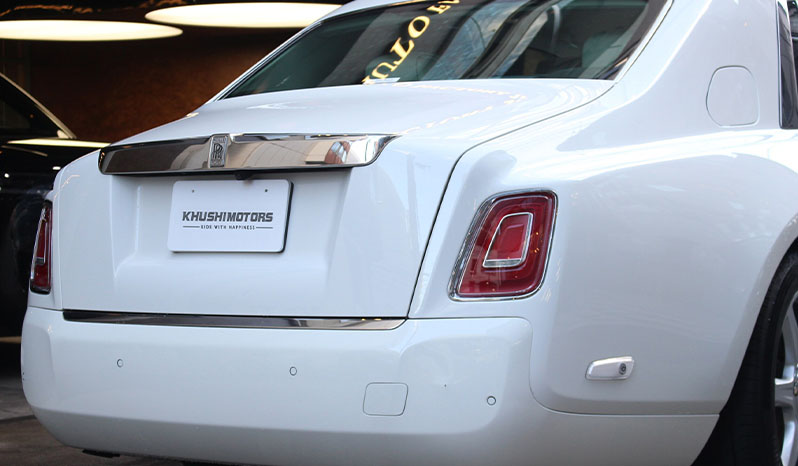 2019 Rolls Royce Phantom image-7