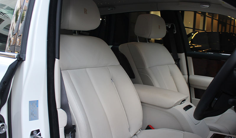 2019 Rolls Royce Phantom image-11