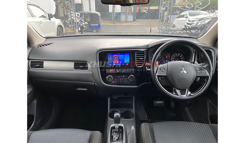 2016 Mitsubishi Outlander 20G image-11