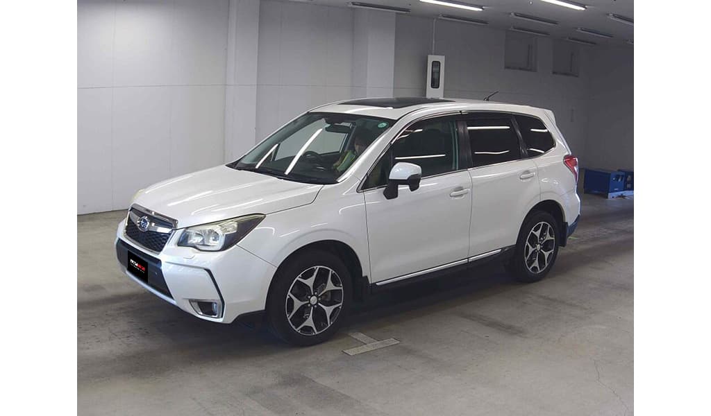 2013 Subaru Forester image-3