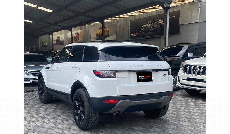 2017 Land Rover Range Rover Evoque SE Plus image-9