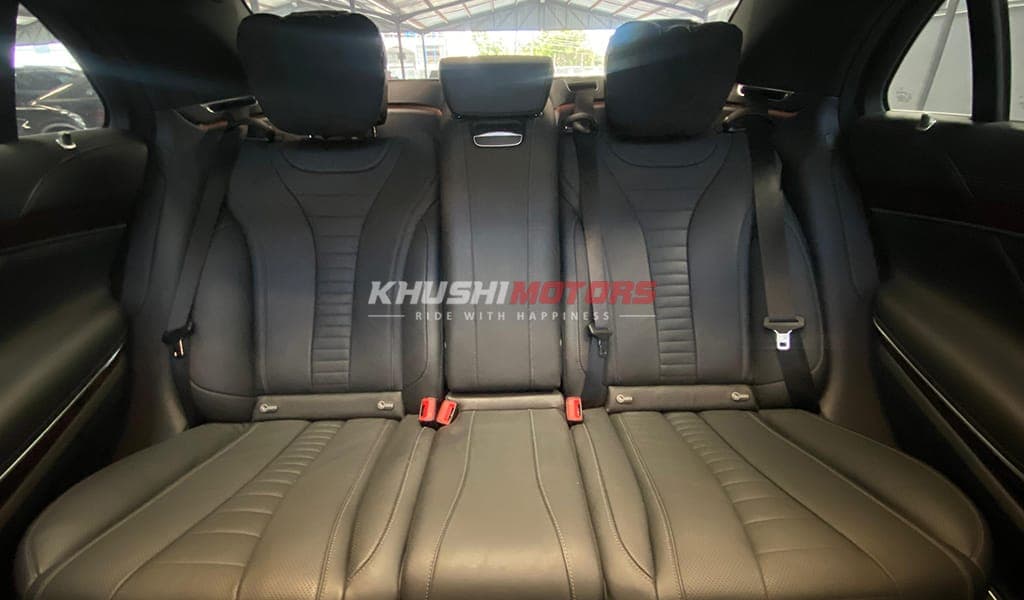 2017 Mercedes-Benz S-Class LWB S560 image-8