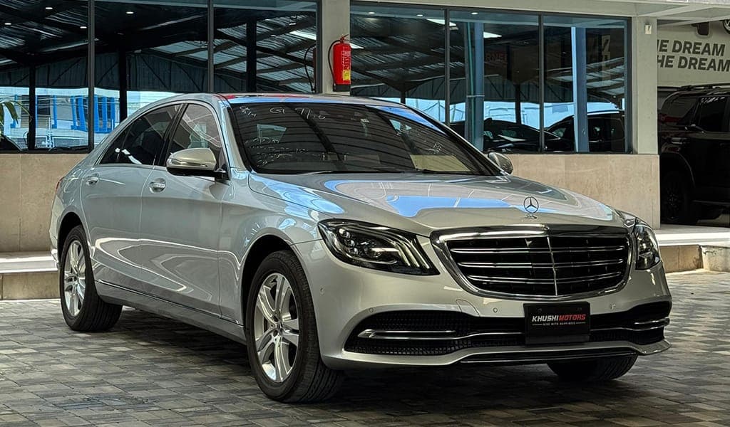 2017 Mercedes-Benz S-Class LWB S560 image-16