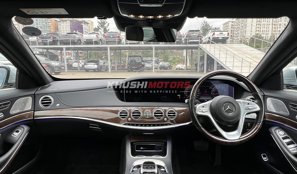 2017 Mercedes-Benz S-Class LWB S560 image-24