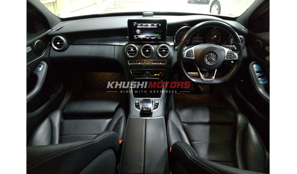 2018 Mercedes-Benz C-Class Laureus Edition C220D image-5