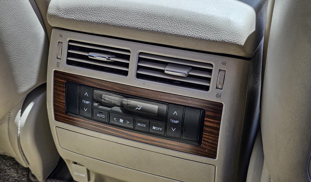 2018 Toyota Land Cruiser 200 AX image-20