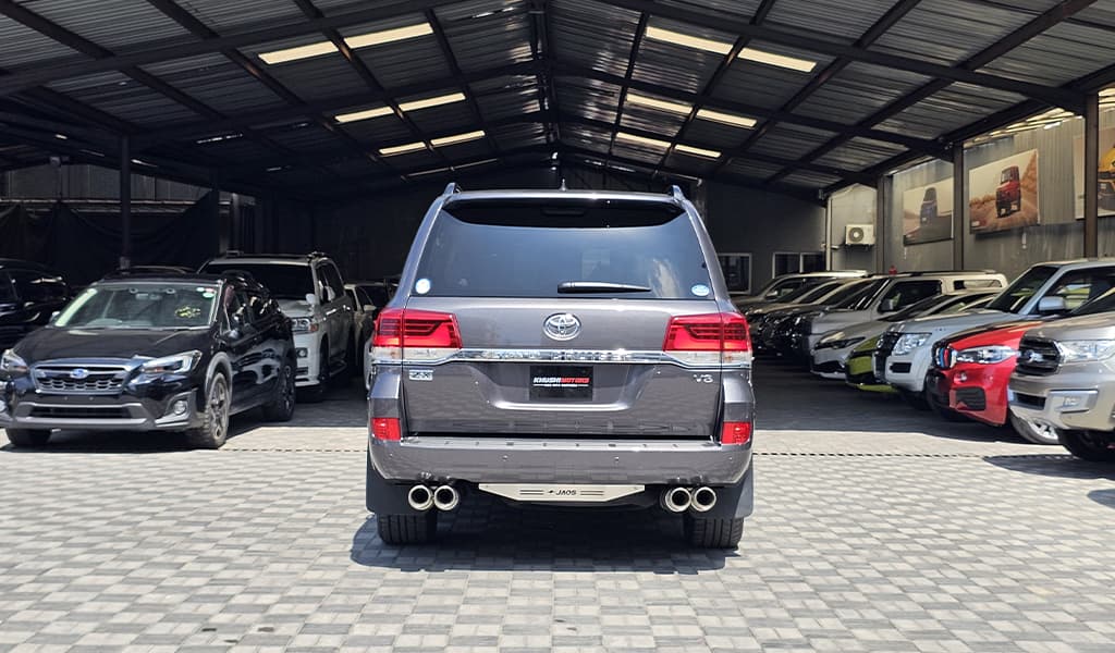2018 Toyota Land Cruiser 200 ZX image-6