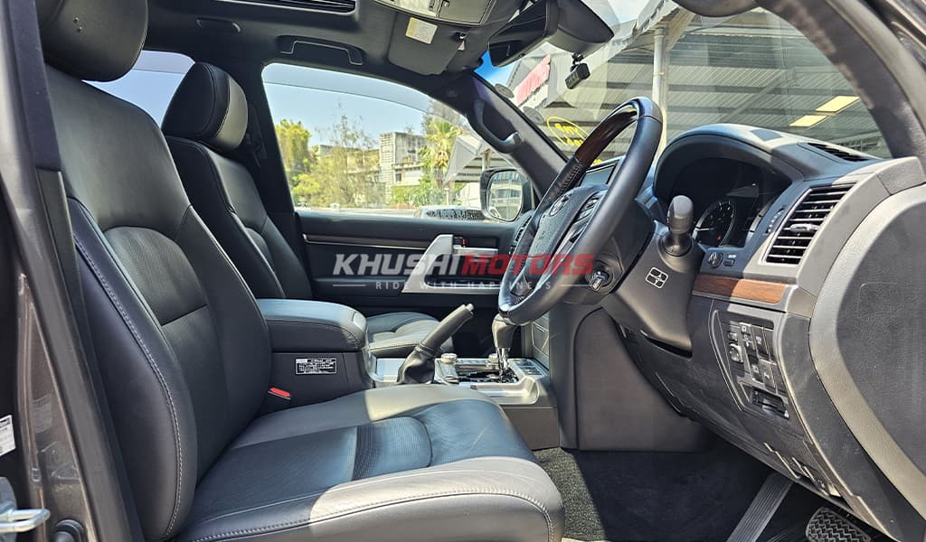 2018 Toyota Land Cruiser 200 ZX image-8