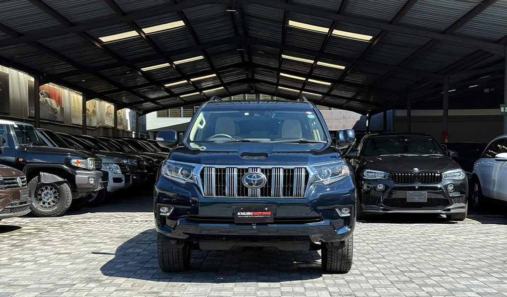 2018 Toyota Land Cruiser Prado TX image-2