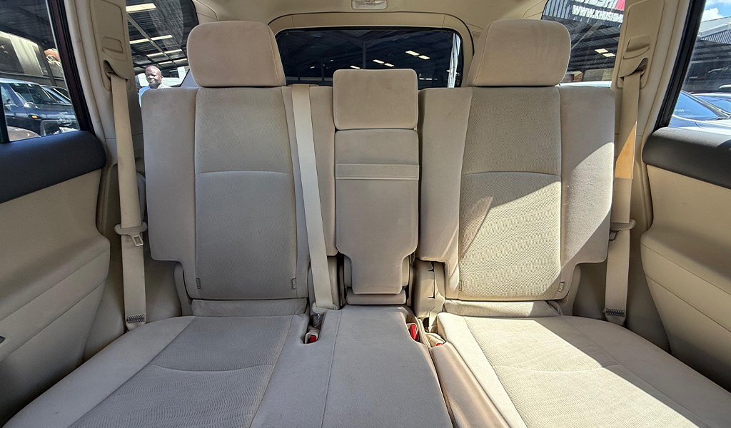 2018 Toyota Land Cruiser Prado TX image-14