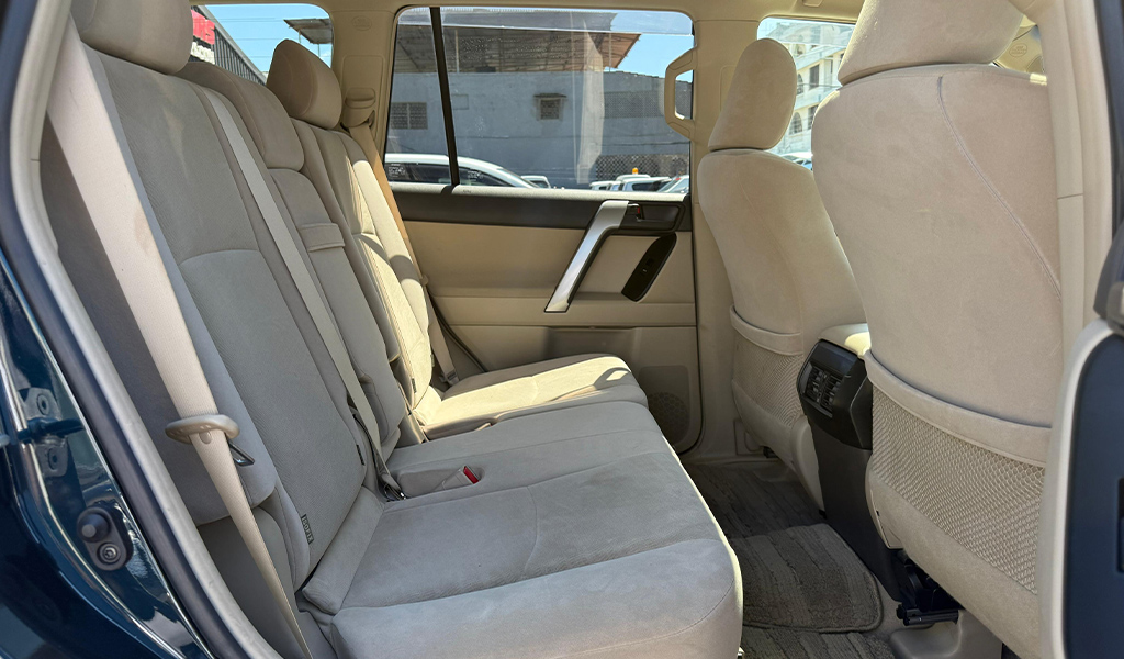 2018 Toyota Land Cruiser Prado TX image-15