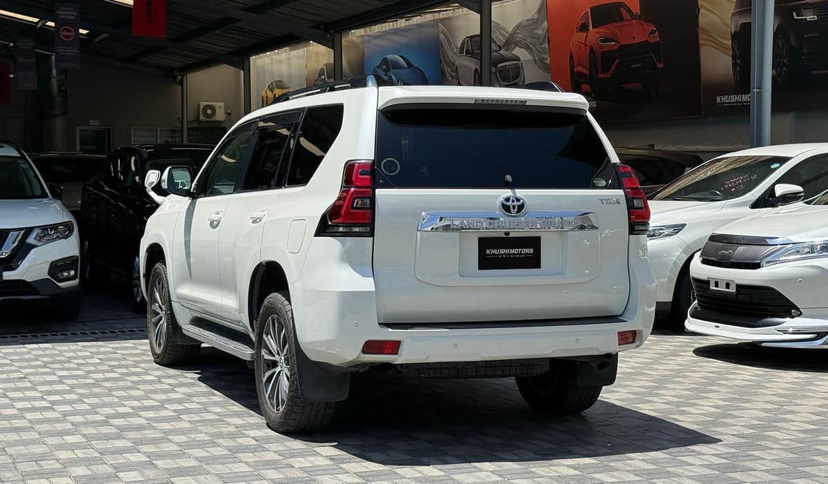 2018 Toyota Land Cruiser Prado TZ-G image-5
