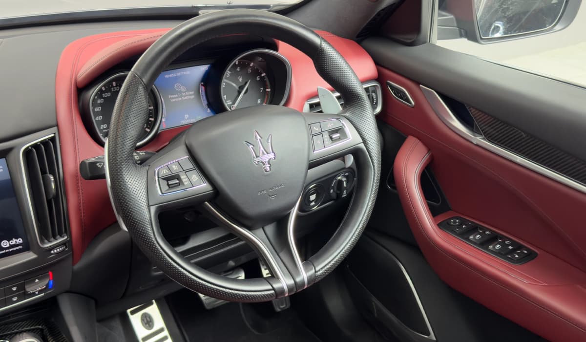 2018 Maserati Levante S Q4 image-16
