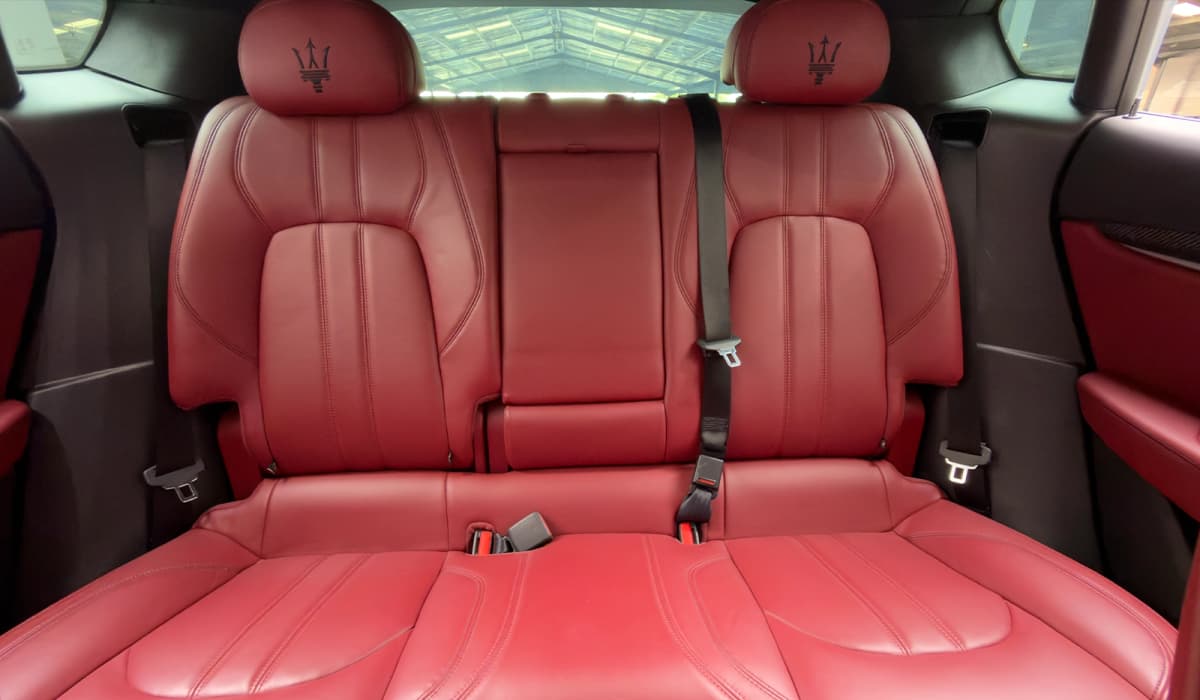 2018 Maserati Levante S Q4 image-18