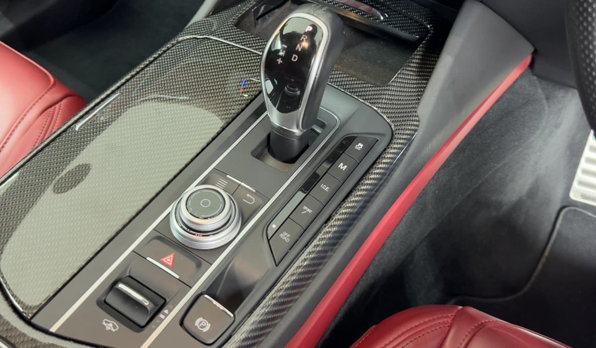 2018 Maserati Levante S Q4 image-19