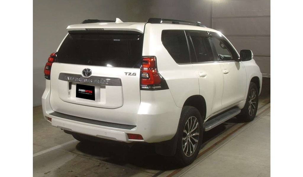 2018 Toyota Land Cruiser Prado TZ-G image-8