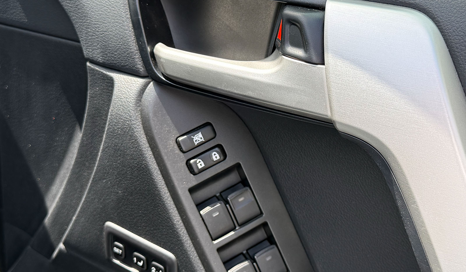 2019 Toyota Land Cruiser Prado TZ-G image-10