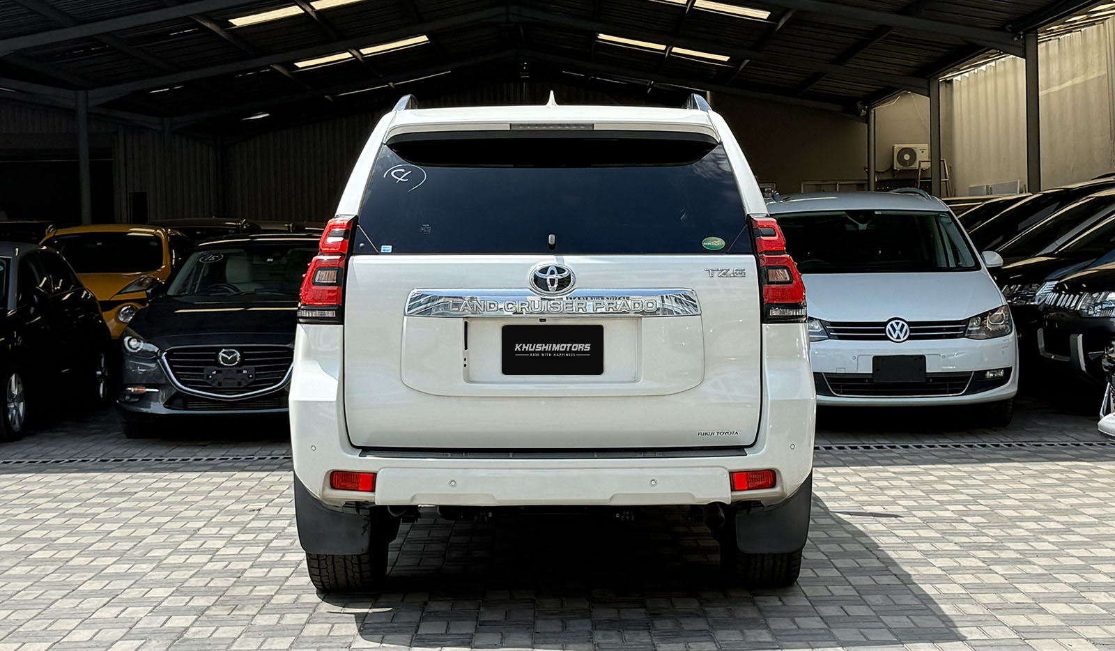 2019 Toyota Land Cruiser Prado TZ-G image-15