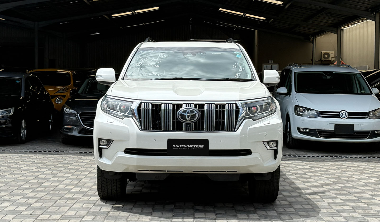 2019 Toyota Land Cruiser Prado TZ-G image-18