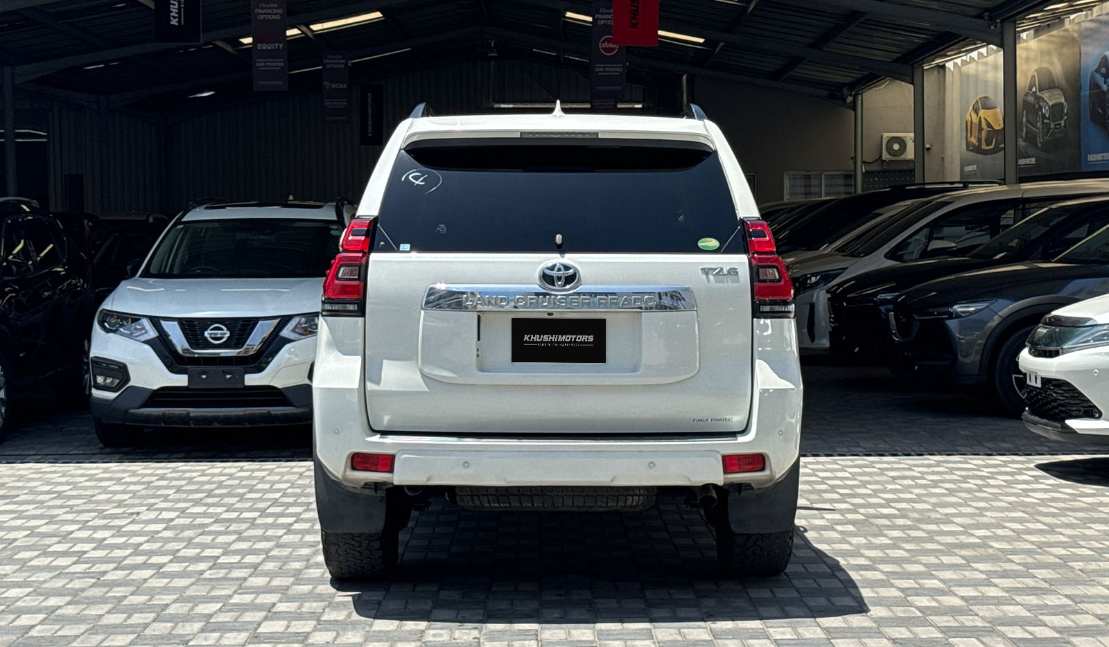 2019 Toyota Land Cruiser Prado TZ-G image-25