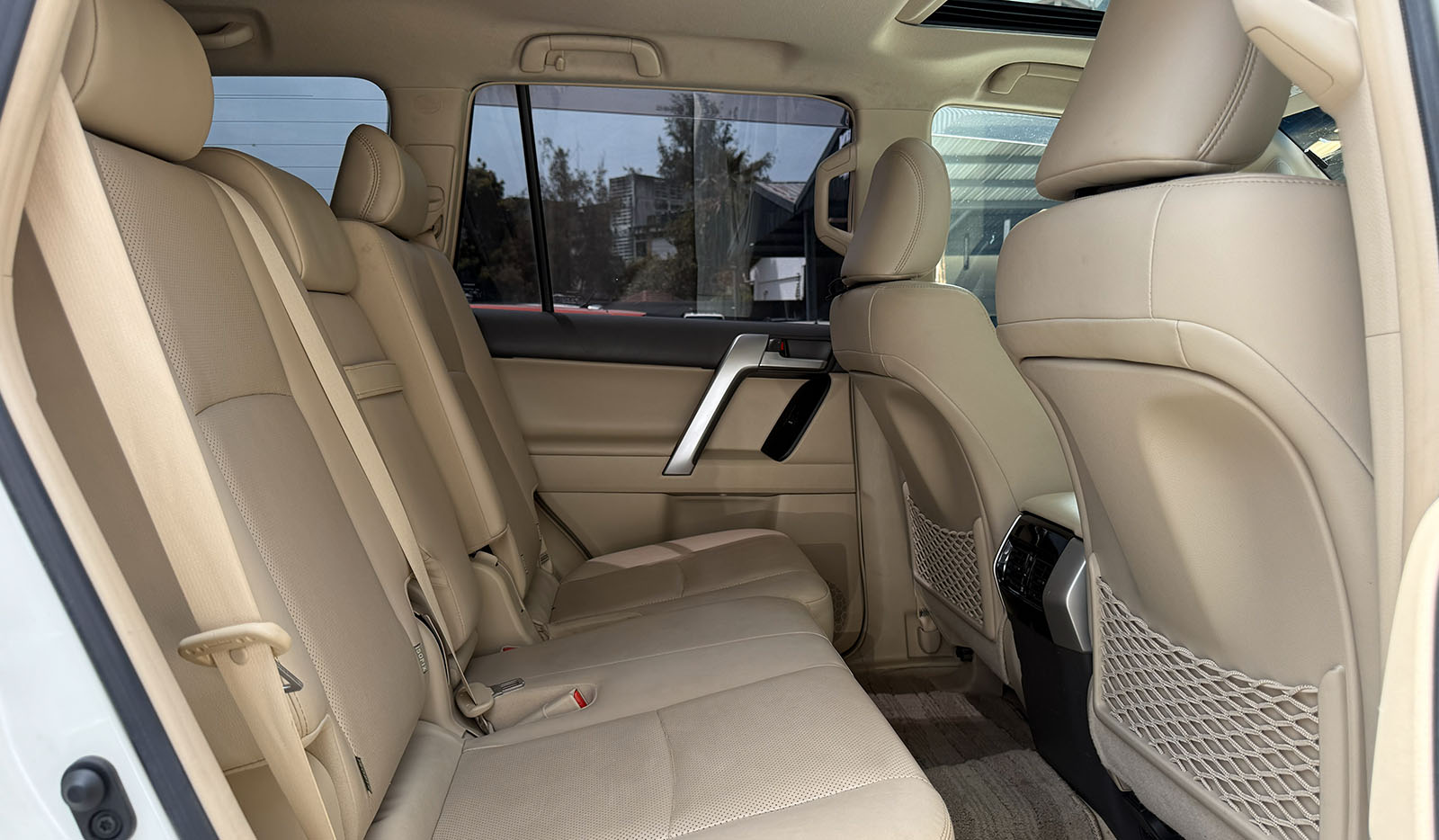 2018 Toyota Land Cruiser Prado TX-L Package image-12