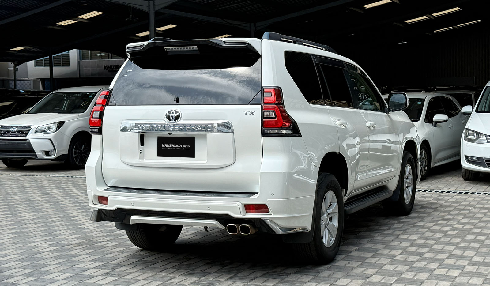 2018 Toyota Land Cruiser Prado TX-L Package image-4