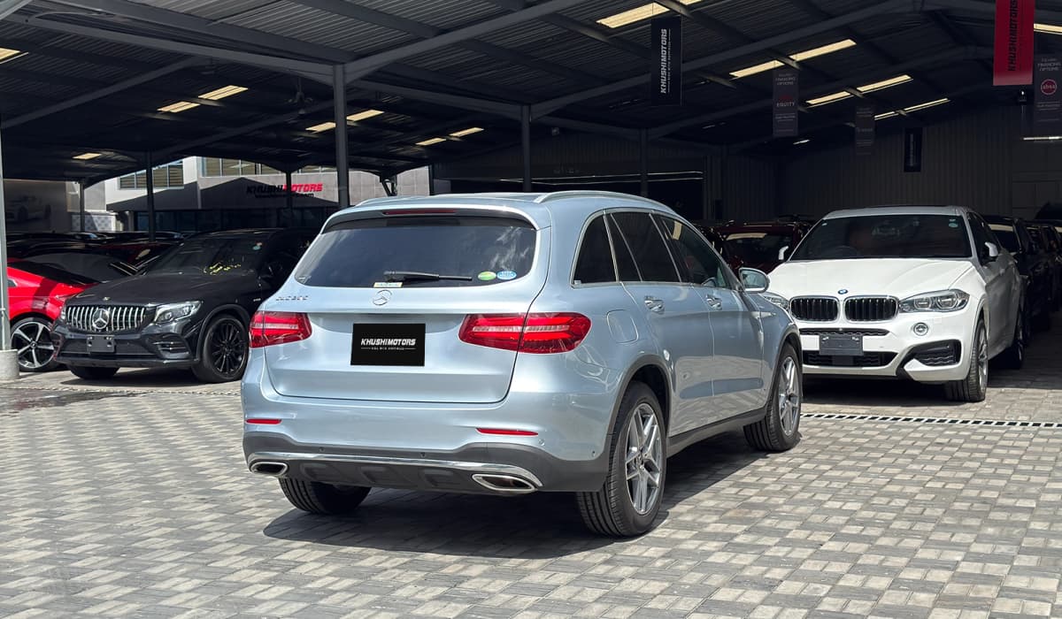 2018 Mercedes-Benz GLC-Class GLC200 image-4