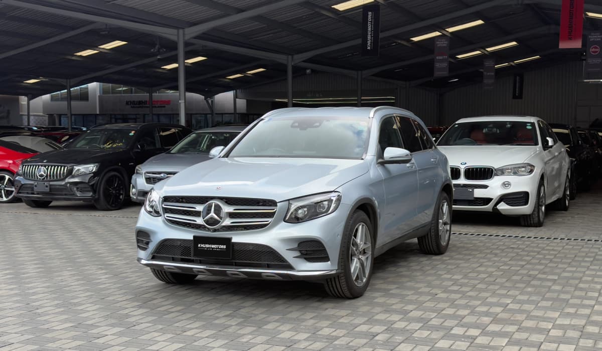 2018 Mercedes-Benz GLC-Class GLC200 image-3
