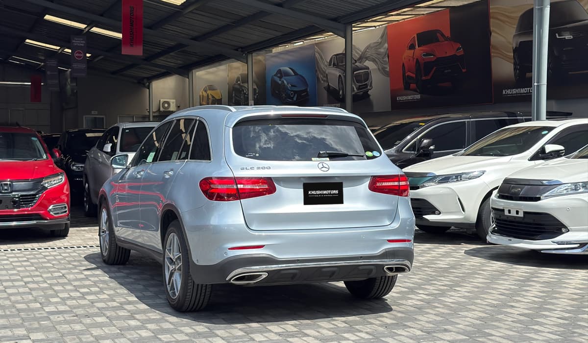 2018 Mercedes-Benz GLC-Class GLC200 image-5