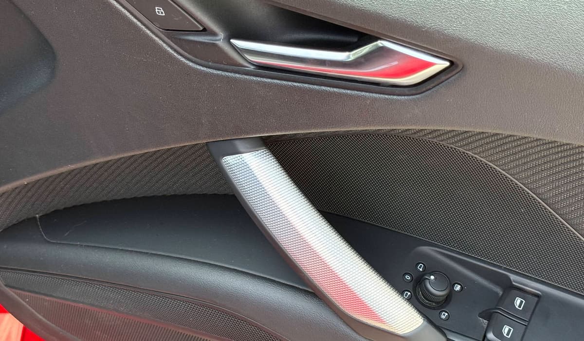 2018 Audi TT Coupe image-18