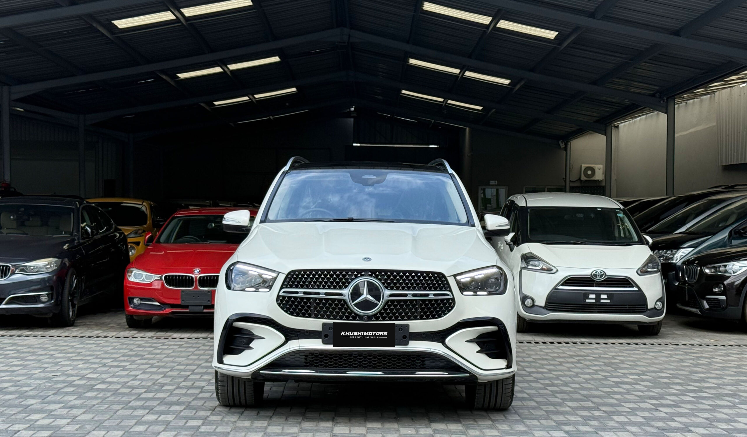 2024 Mercedes-Benz GLE-Class 4Matic GLE450 image-2