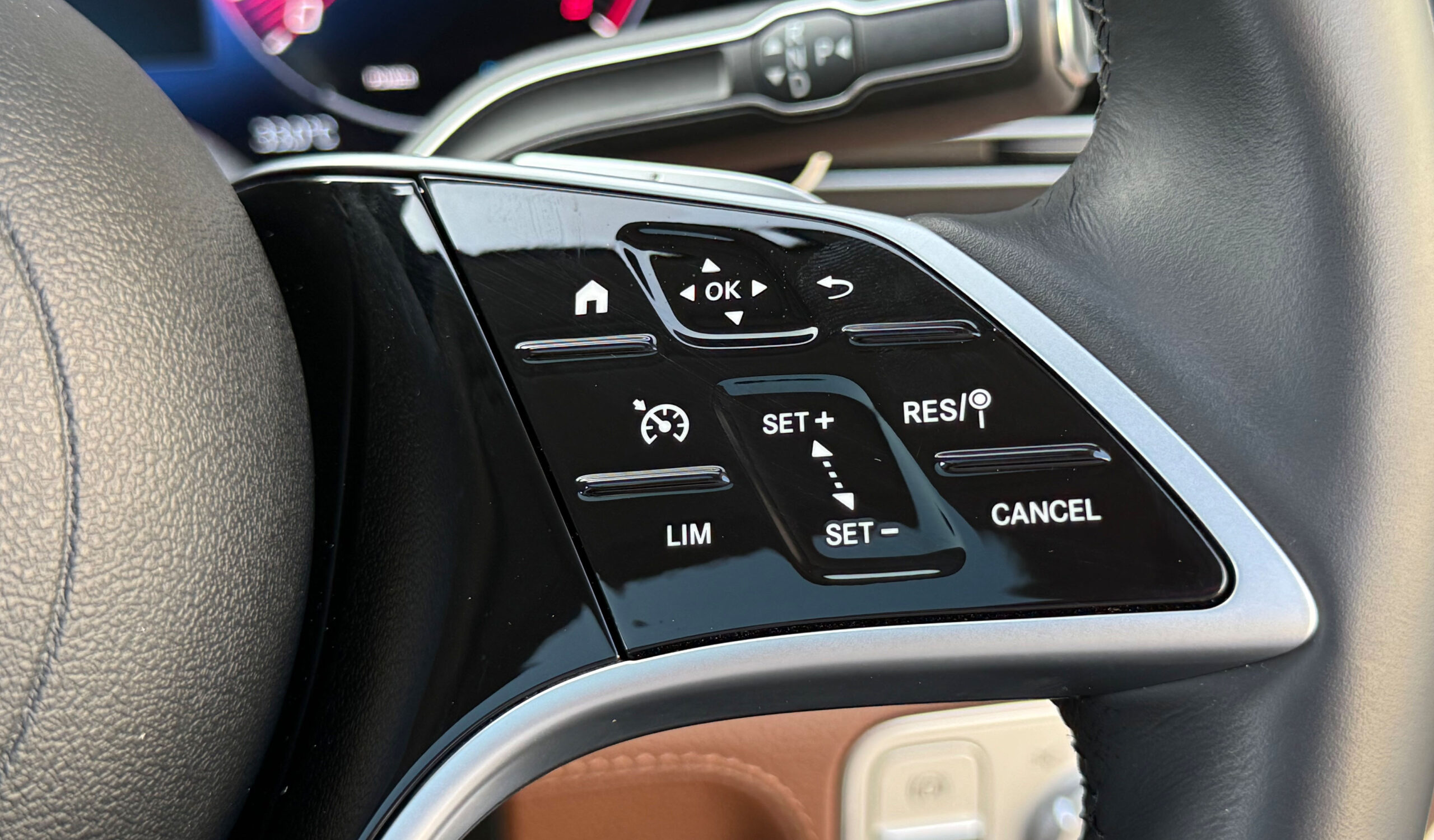 2024 Mercedes-Benz GLE-Class 4Matic GLE450 image-10