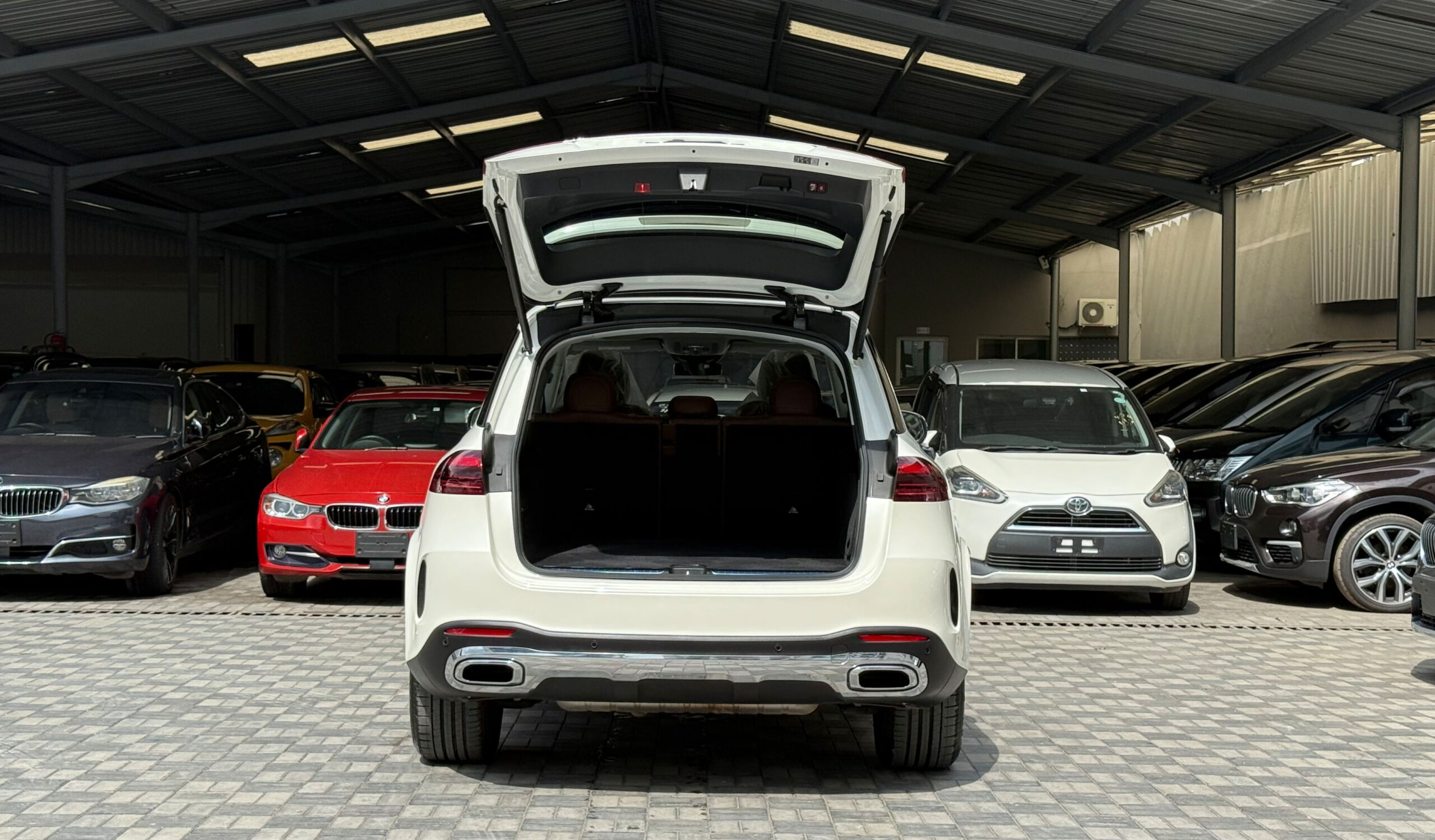 2024 Mercedes-Benz GLE-Class 4Matic GLE450 image-16