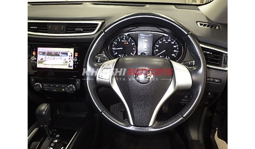 2015 Nissan X Trail image-3