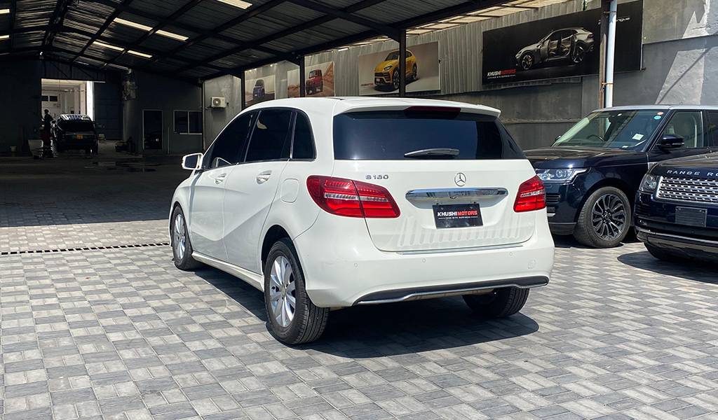 2016 Mercedes-Benz B-Class B180 image-3