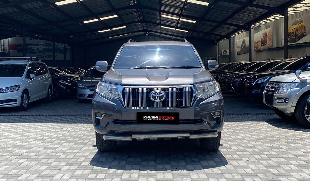 2015 Toyota Land Cruiser Prado TX image-1
