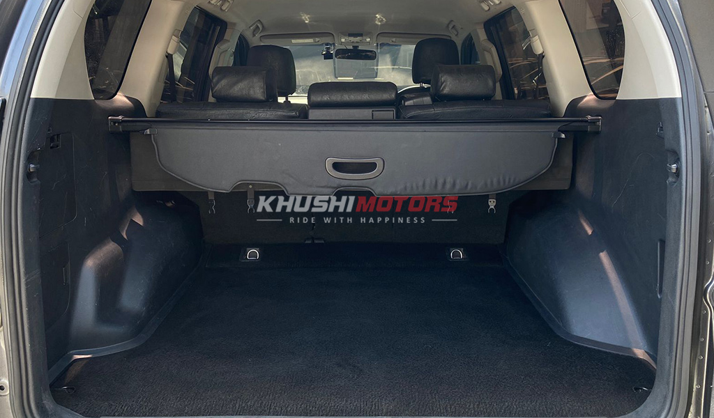 2015 Toyota Land Cruiser Prado TX image-3