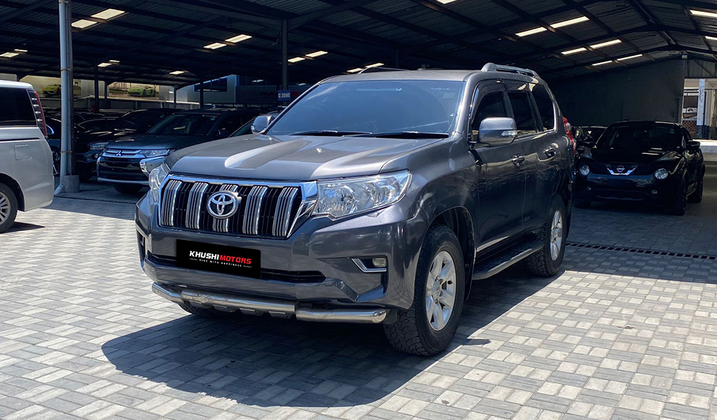 2015 Toyota Land Cruiser Prado TX image-9