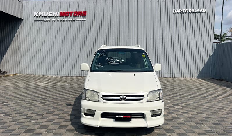 2000 Toyota Noah image-7