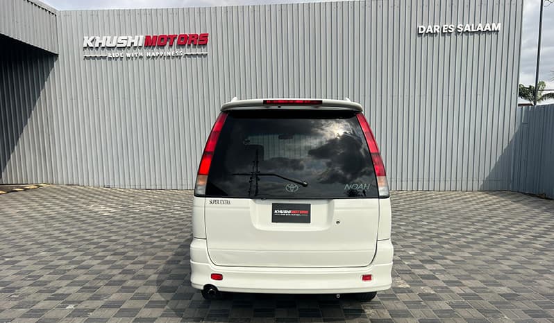 2000 Toyota Noah image-10