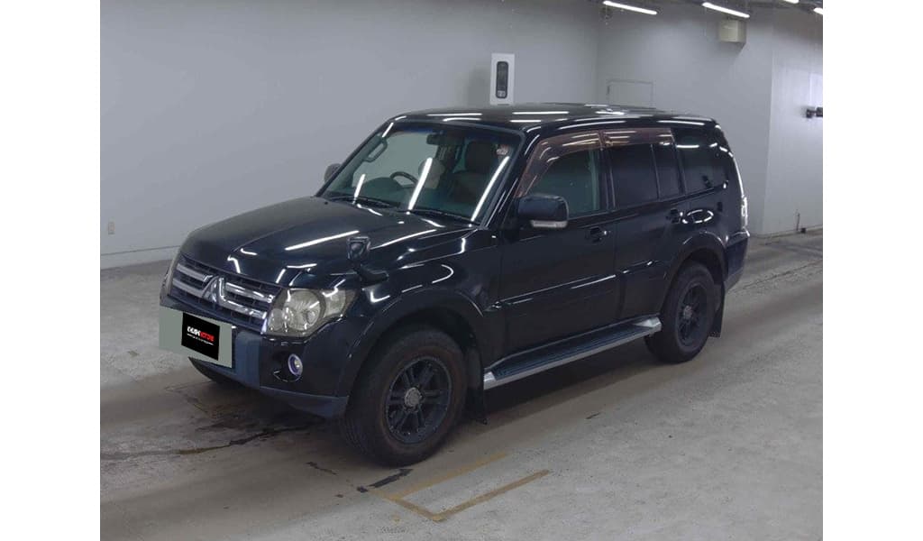 2006 Mitsubishi Pajero image-4