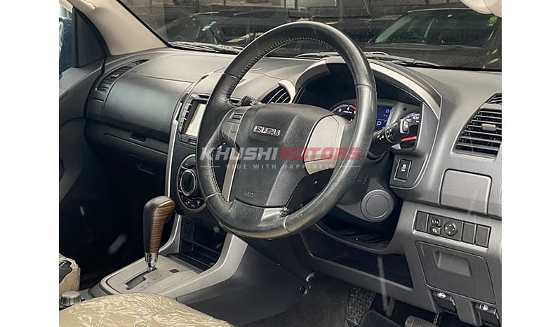 2016 Isuzu MUX image-3