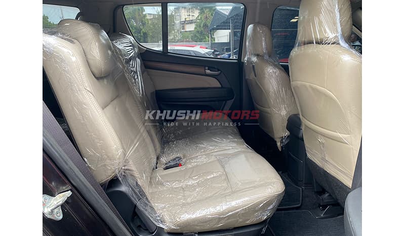 2016 Isuzu MUX image-6