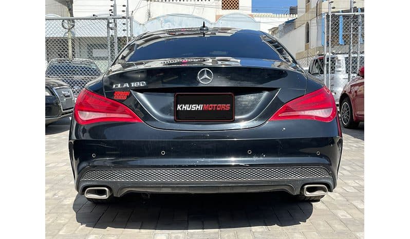 2013 Mercedes-Benz CLA-Class CLA180 image-3
