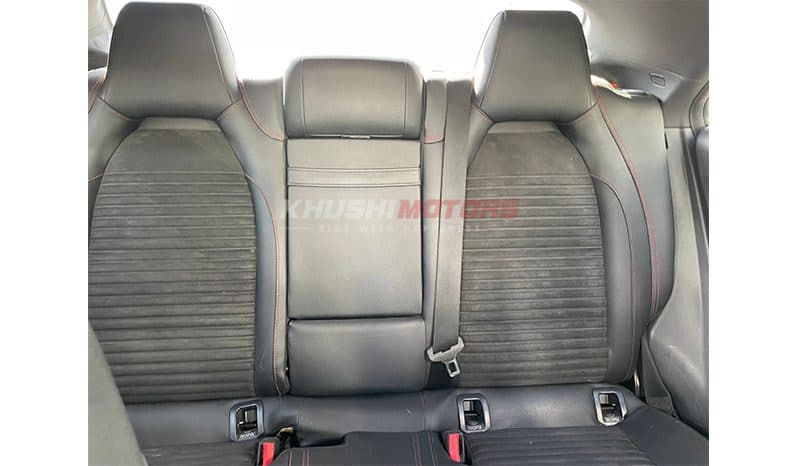 2013 Mercedes-Benz CLA-Class CLA180 image-6